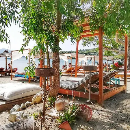 Summer Feel Suites Poros Town Exterior photo