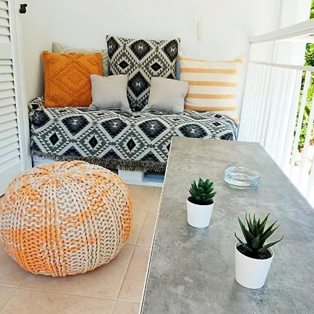 Summer Feel Suites Poros Town Exterior photo