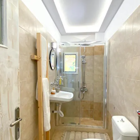 Summer Feel Suites Poros Town Exterior photo