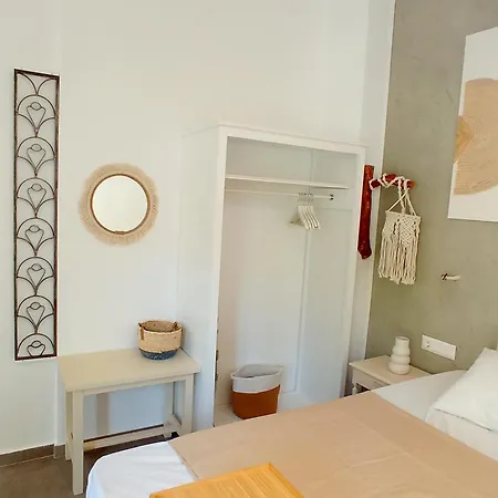 Summer Feel Suites Poros Town Exterior photo
